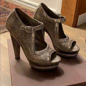Fabulous silver Calleen Cordero handmade heels